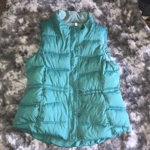Old navy puffer vest